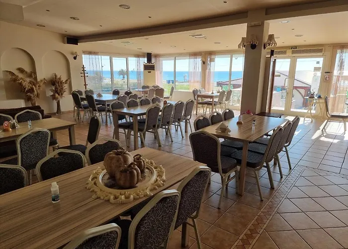 Nautilos Hotell 2*