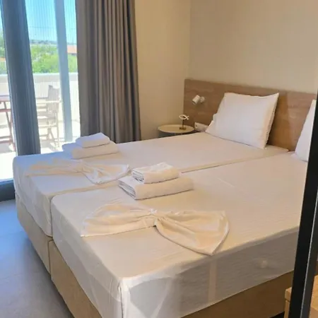Nautilos Hotel 2*