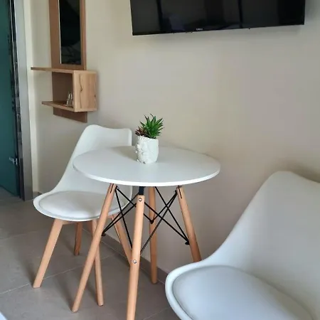 Nautilos Hotel 2*